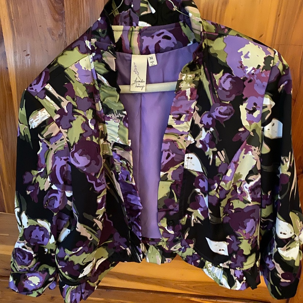 Gorgeous Lavendar & honey purple blazer/jacket